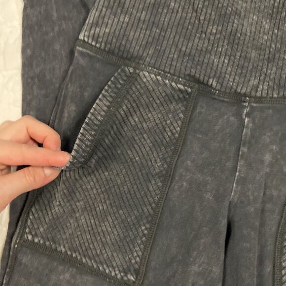 Aerie Heathered Gray Leggings size Small - Picture 4 of 8